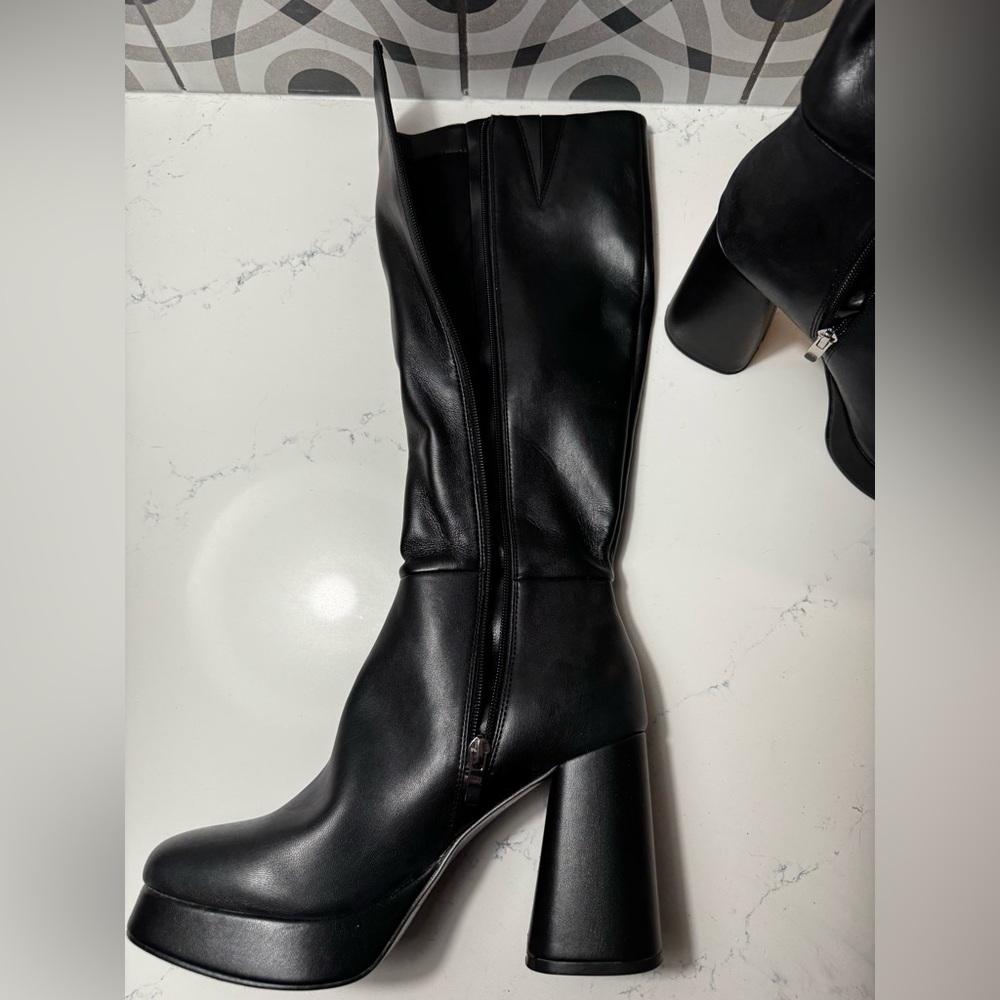 Nine West Black Platform Knee-High Boots – Never Worn - Size 9